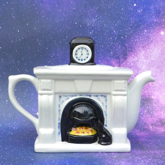 Vintage Fireplace Teapot with Kitty Cat